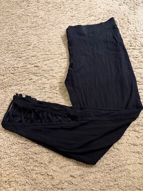 Express Classic Black Cotton Full Length Leggings with Lace Up X Design - size L